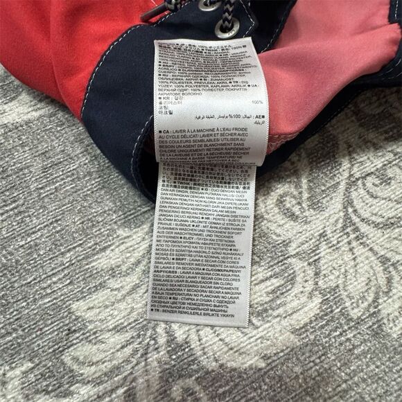 GAP Men's Red Bermuda Board Shorts Size M Casual Summer Swimwear - Picture 8 of 9